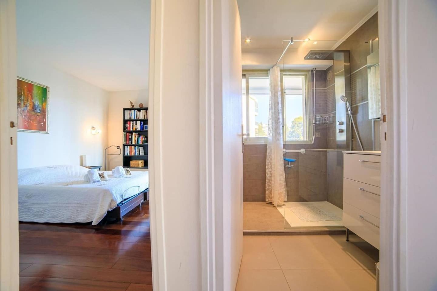 Séjour chez l'habitant Spacieux ! Le Numero De Whatzap Est Sur La Photo ! *